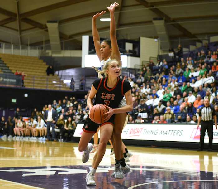 South Medford Clackamas 6A Oregon girls basketball final Taylor Balkom 19